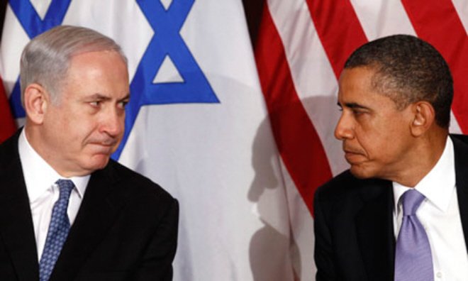 Netanyahu and Obama at conference giving each other blank stares