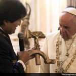 Pope looks bewildered at Bolivia's communist crucifix