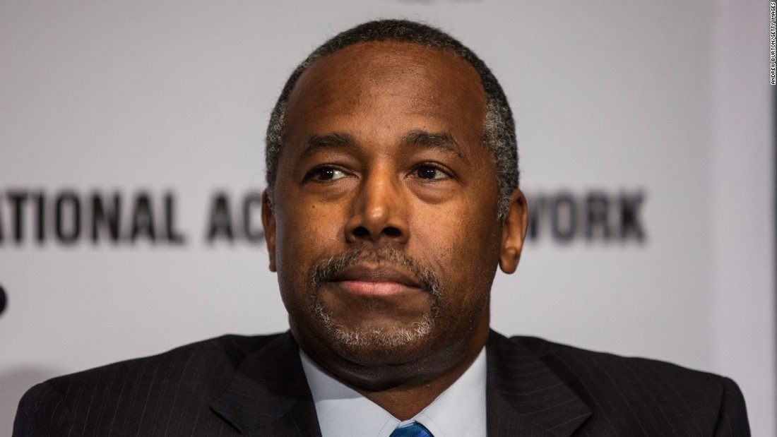Closeup of Ben Carson during speaking event